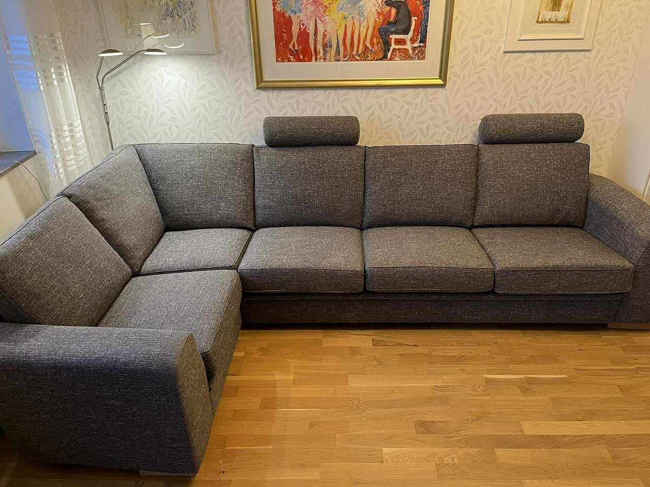 image of Grå soffa från EM home.  - 