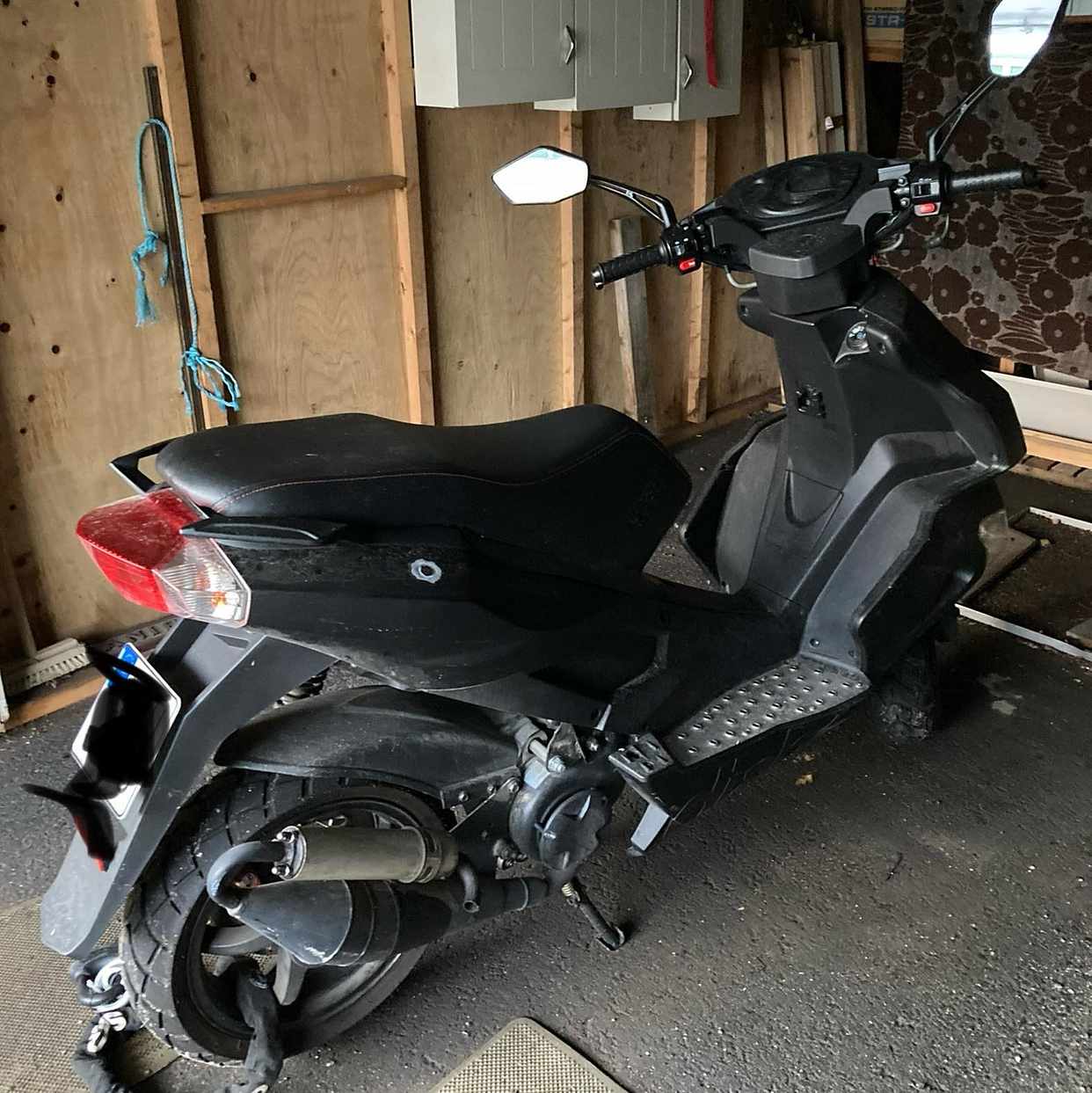 image of Transport av moped - 