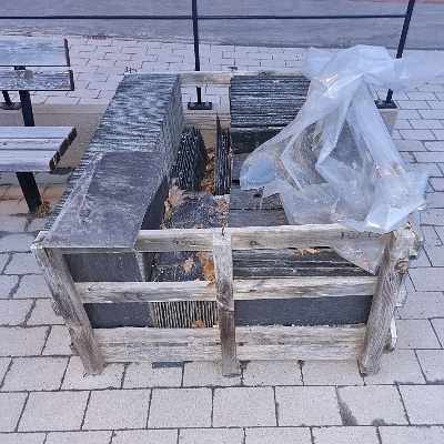 image of Skifferplattor på pall - 