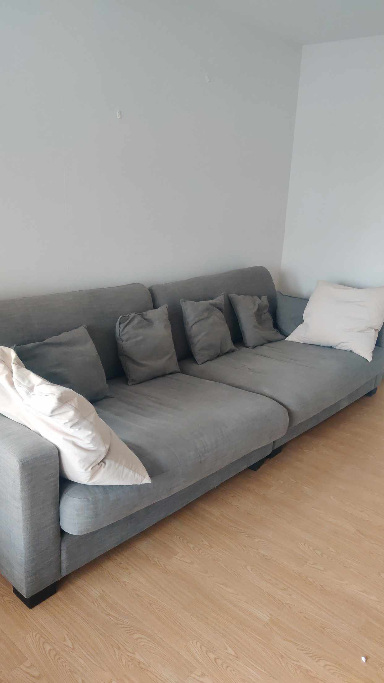 image of Sofa with cushions - Upplands Väsby