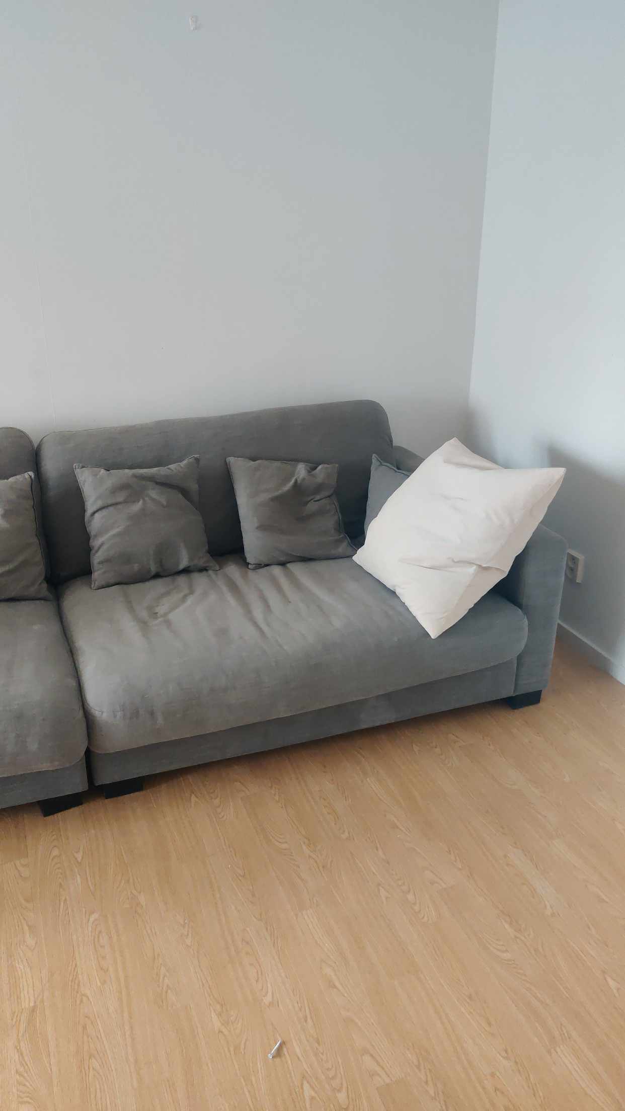 image of Sofa with cushions - Upplands Väsby