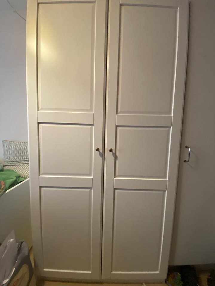 image of Garderob Pax dubbeldörrar - 