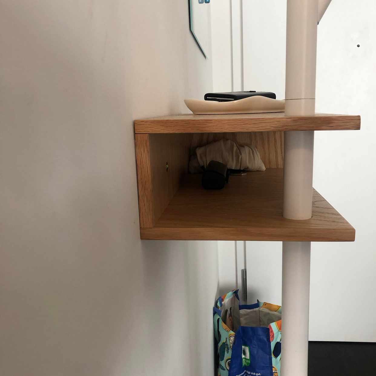 image of Coat Hanger with Support - Berlin