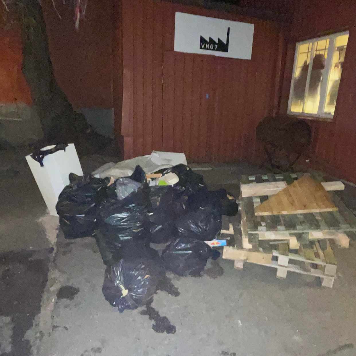 image of Mixed trash - Centrum