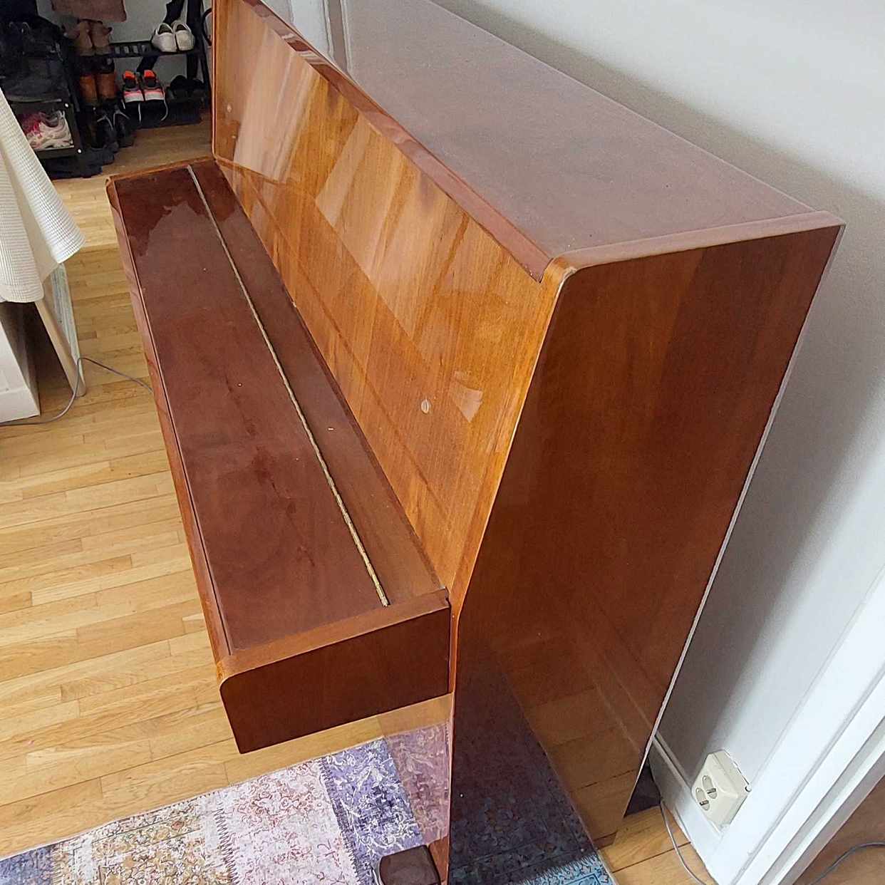 image of Piano bortskänkes - Johanneshov