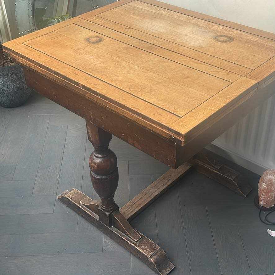 image of Vintage table - Islington