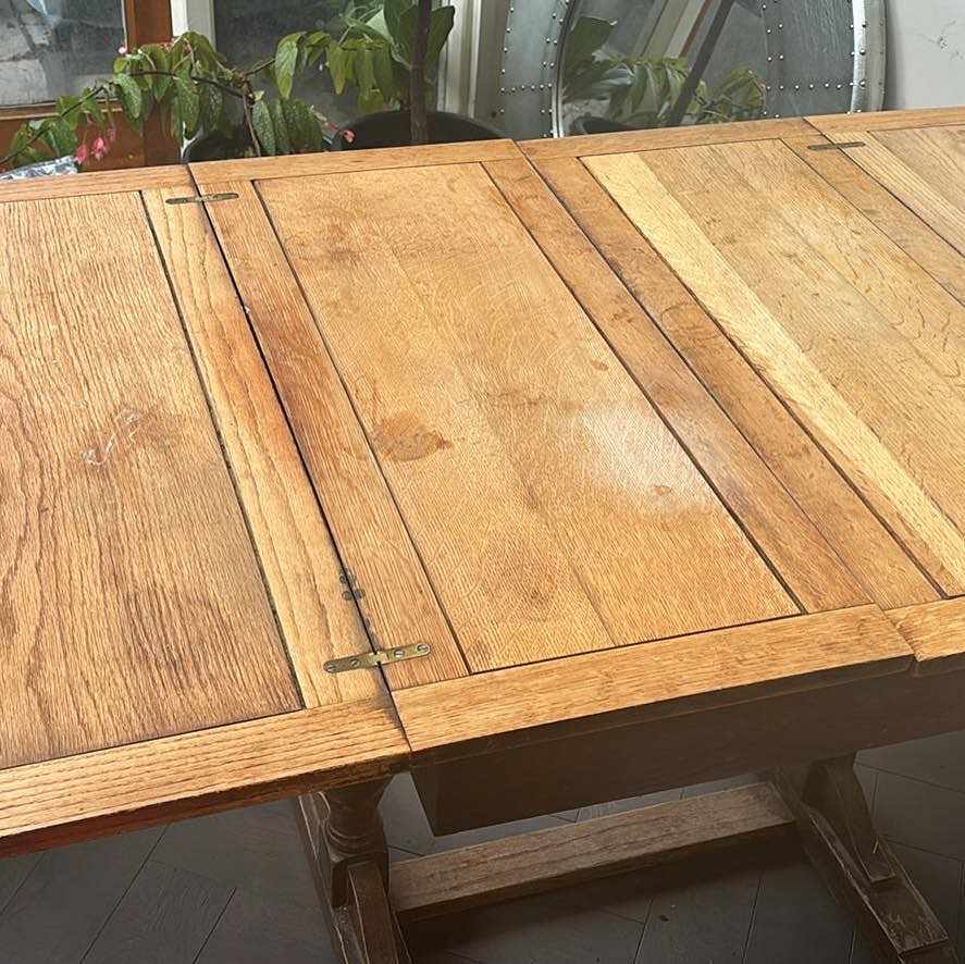 image of Vintage table - Islington