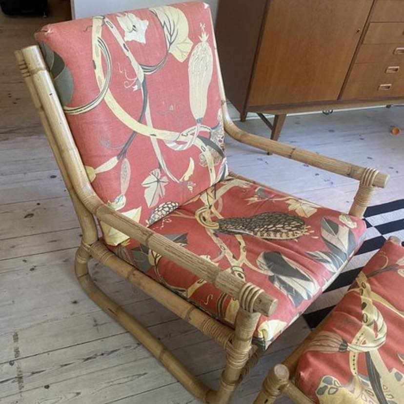 image of Fåtölj och fotpall - 
