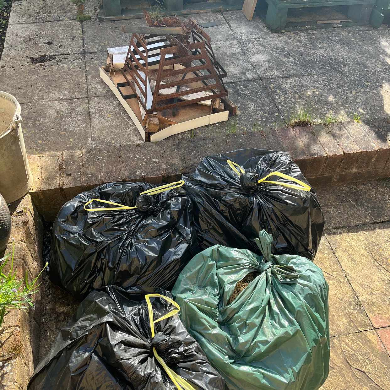 image of Removal of waste - London