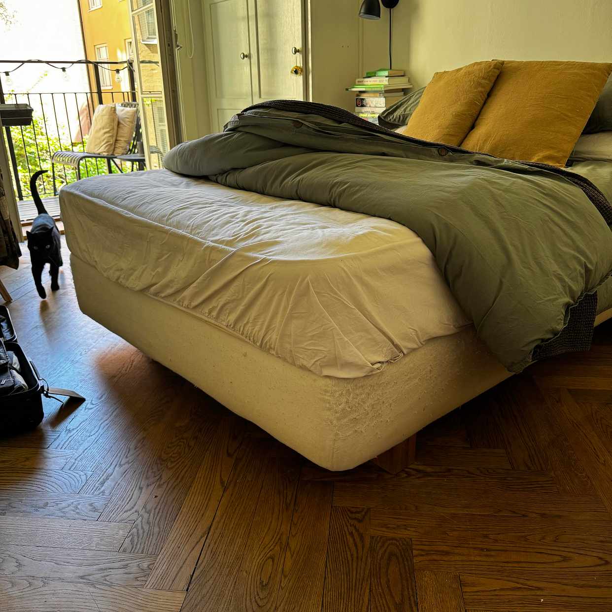 image of Remove bed frame - Stockholm