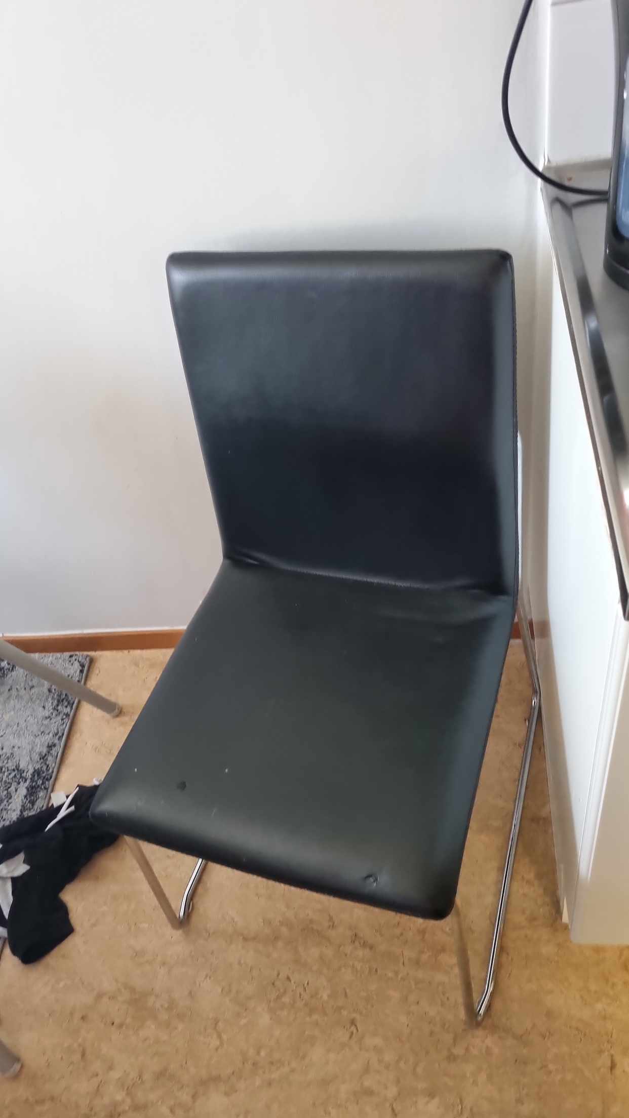 image of Dine and chairs - Södertälje