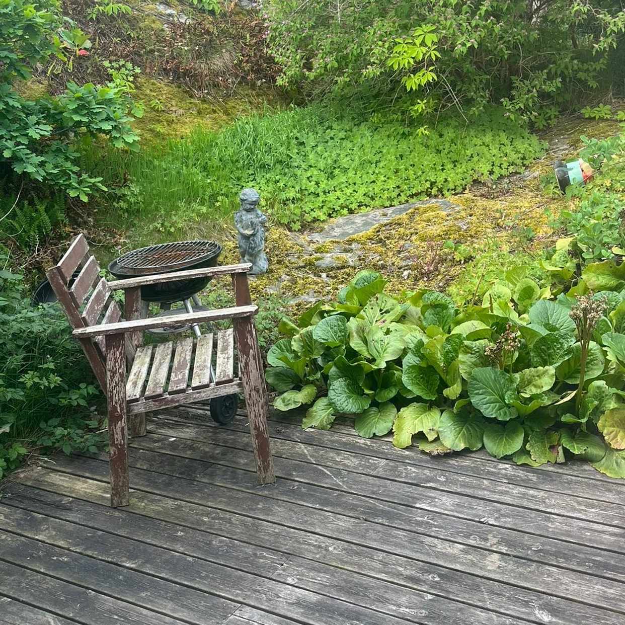 image of Liten gräsmatta klippt? - Bohus-Björkö