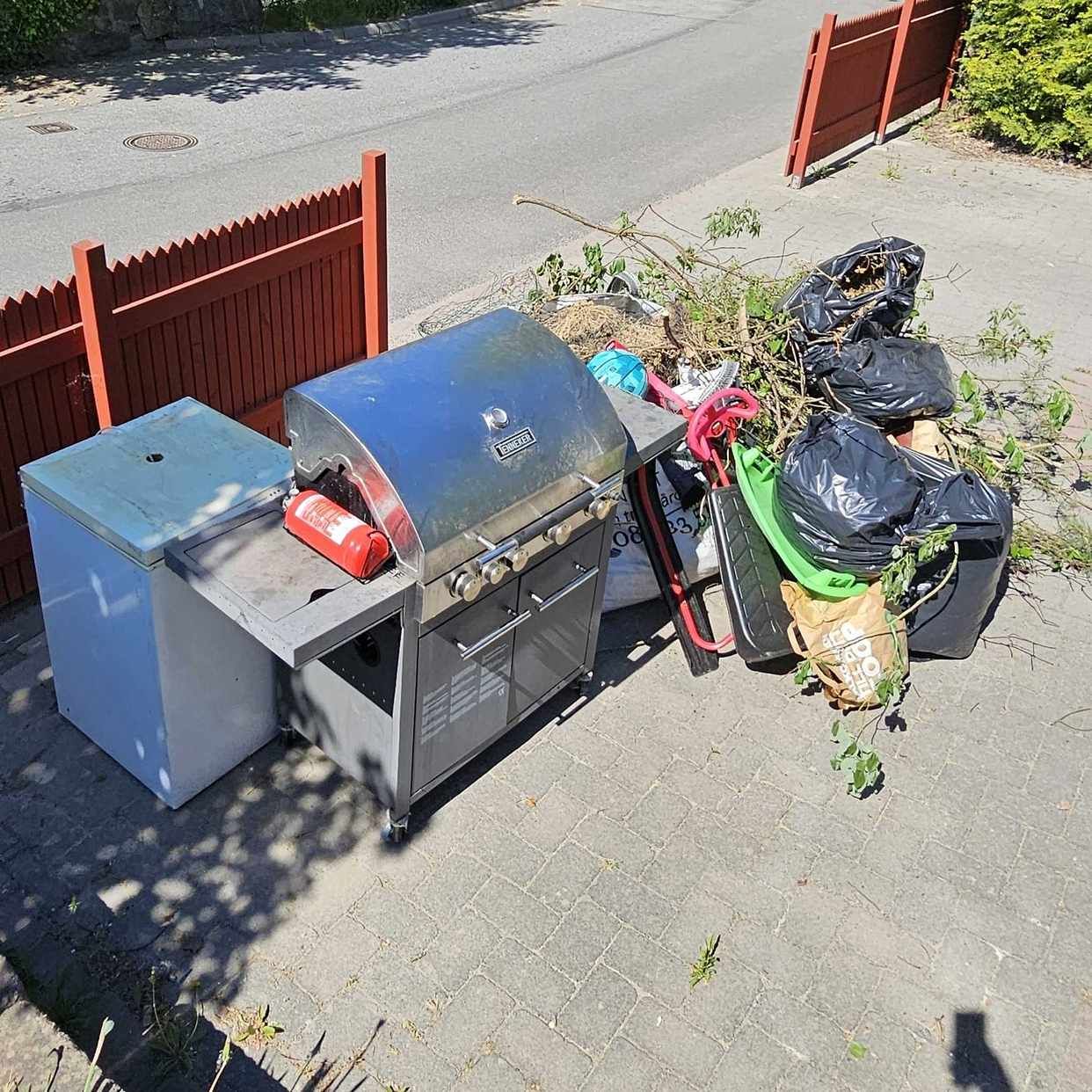 image of Grill, kyl, trädgårdsavf. - Huddinge