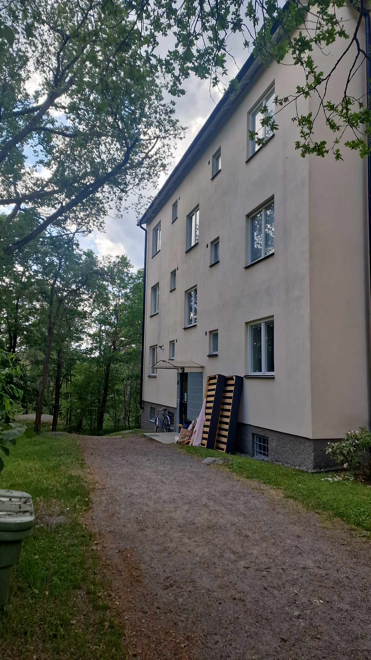 image of Två sängar m.m - Stockholm