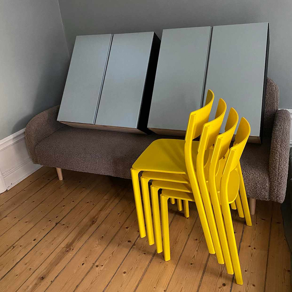 image of Soffa, 2xskåp, 4xstolar - 