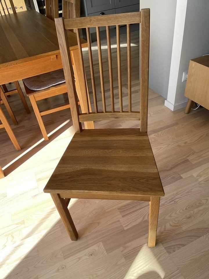 image of Ekbord med sex stolar i e - 