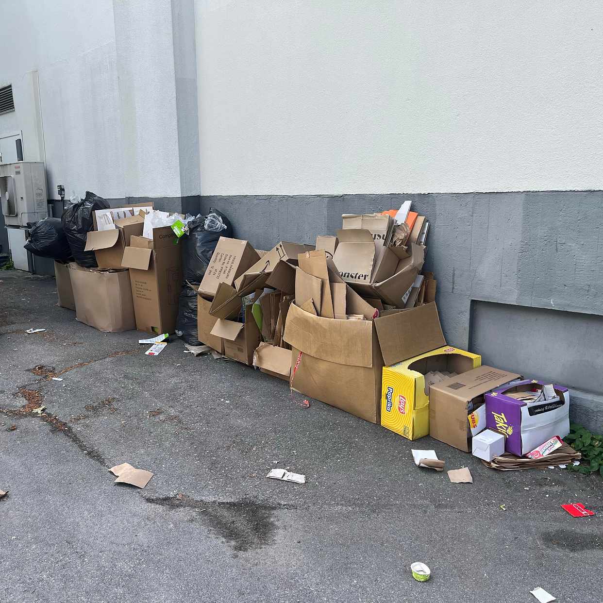 image of Kartonger plast - Lidingö