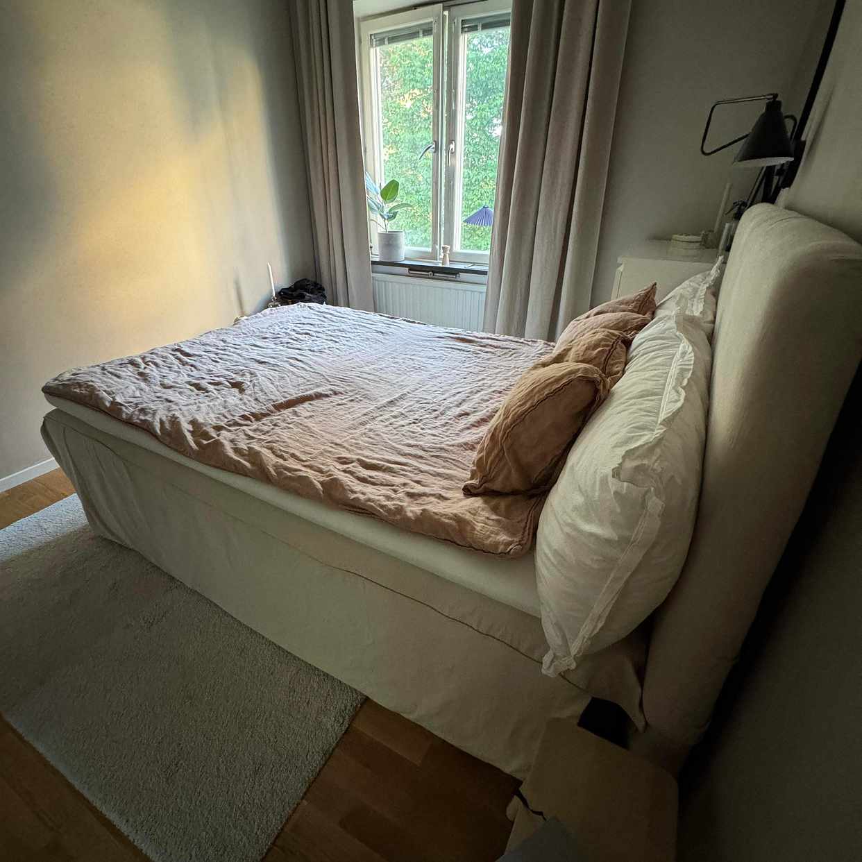 image of Bed  140/200 - 