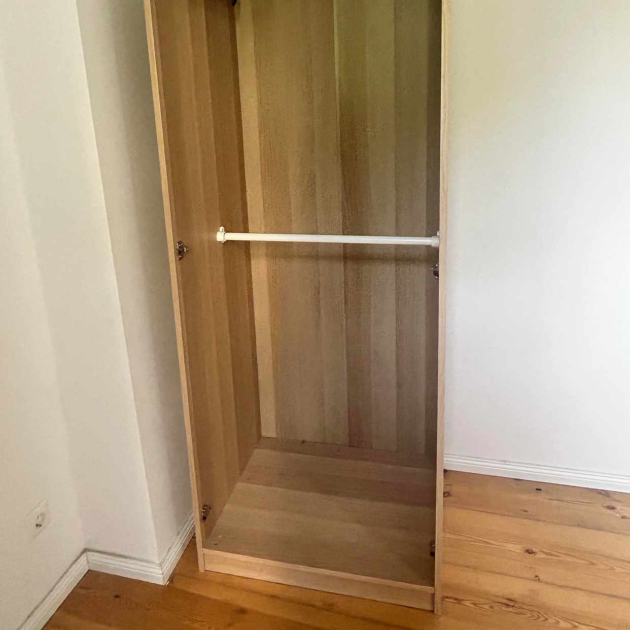 image of Free Pax Wardrobe - Berlin