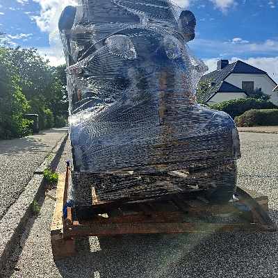 image of Lift the scooter  - 