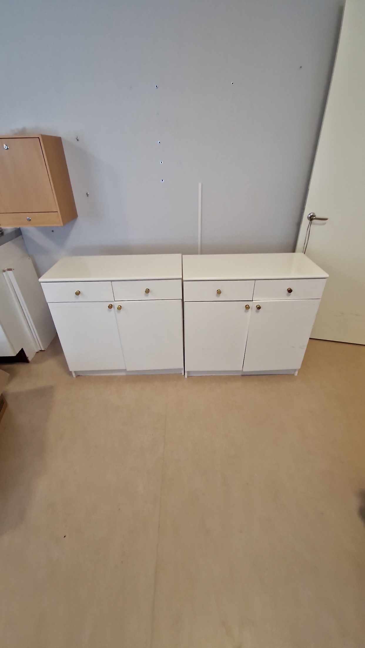 image of Flytta lite möbler - 