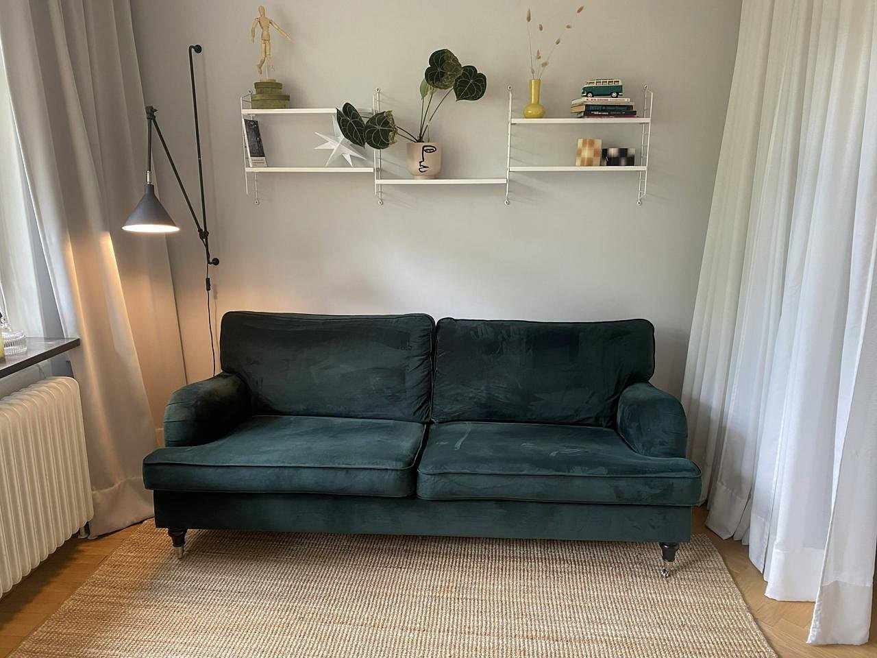 image of Grön soffa i sammet  - 