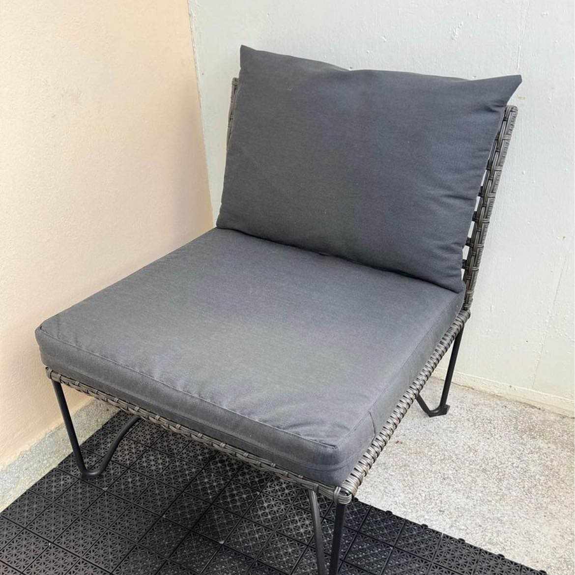 image of Hämta och lämna en fåtölj - 