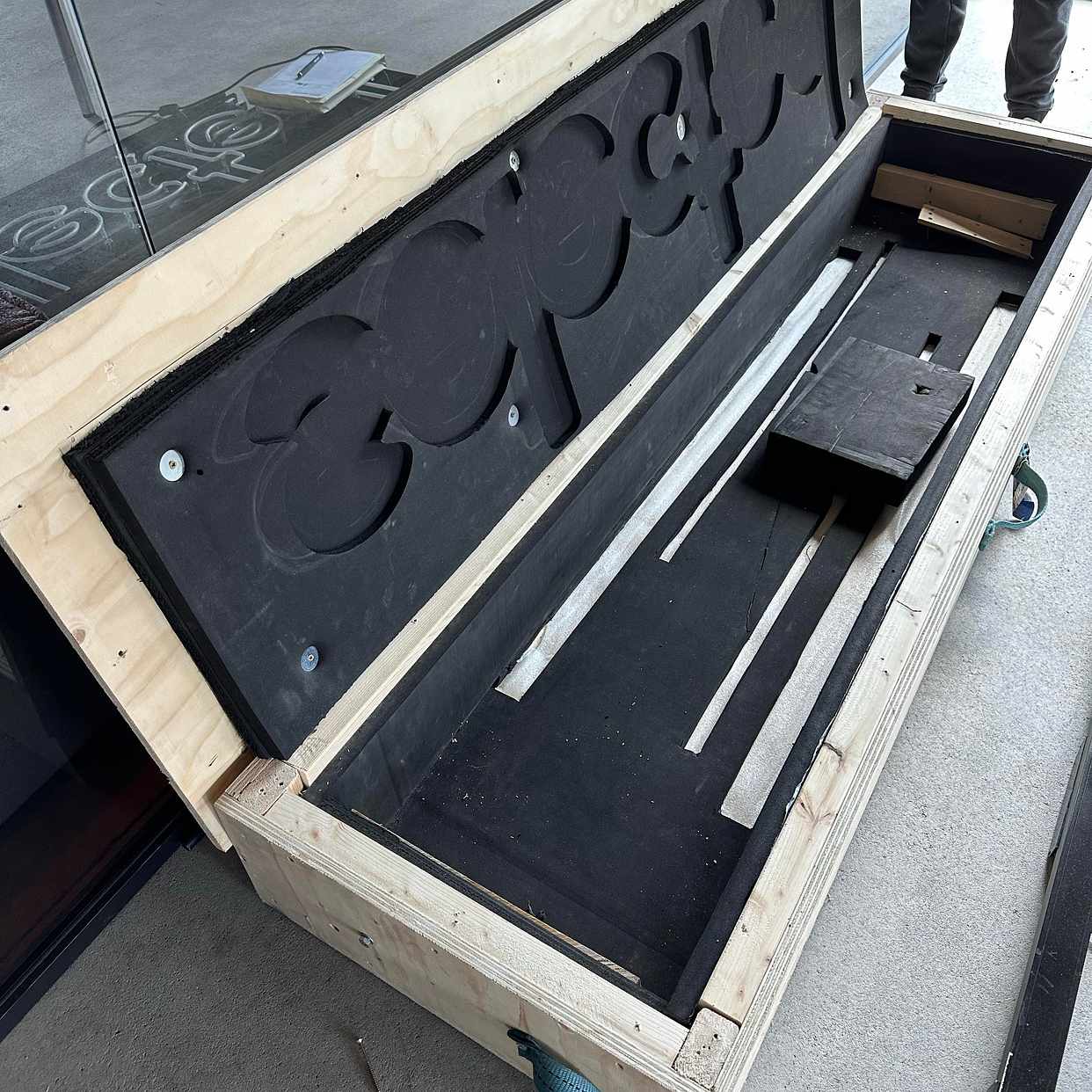 image of Wooden Case - Berlin