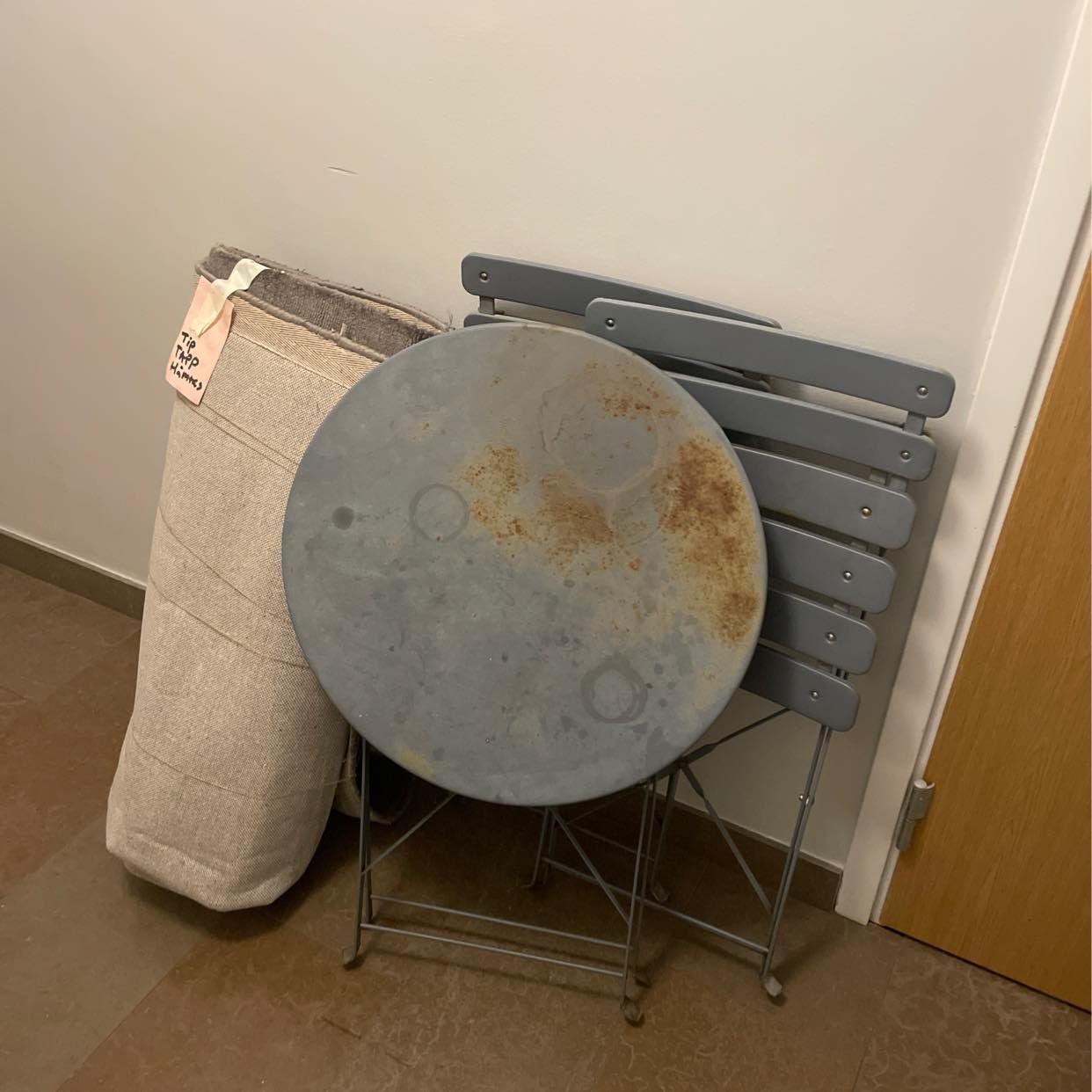 image of Carpet chair table - Stockholm