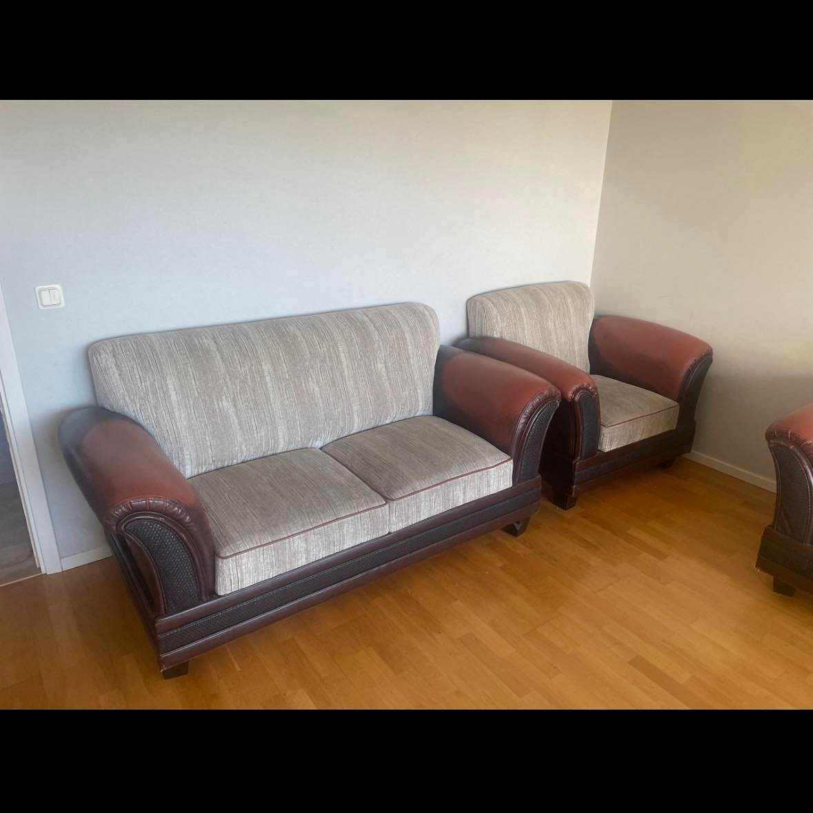 image of Three pieces sofa - Järfälla
