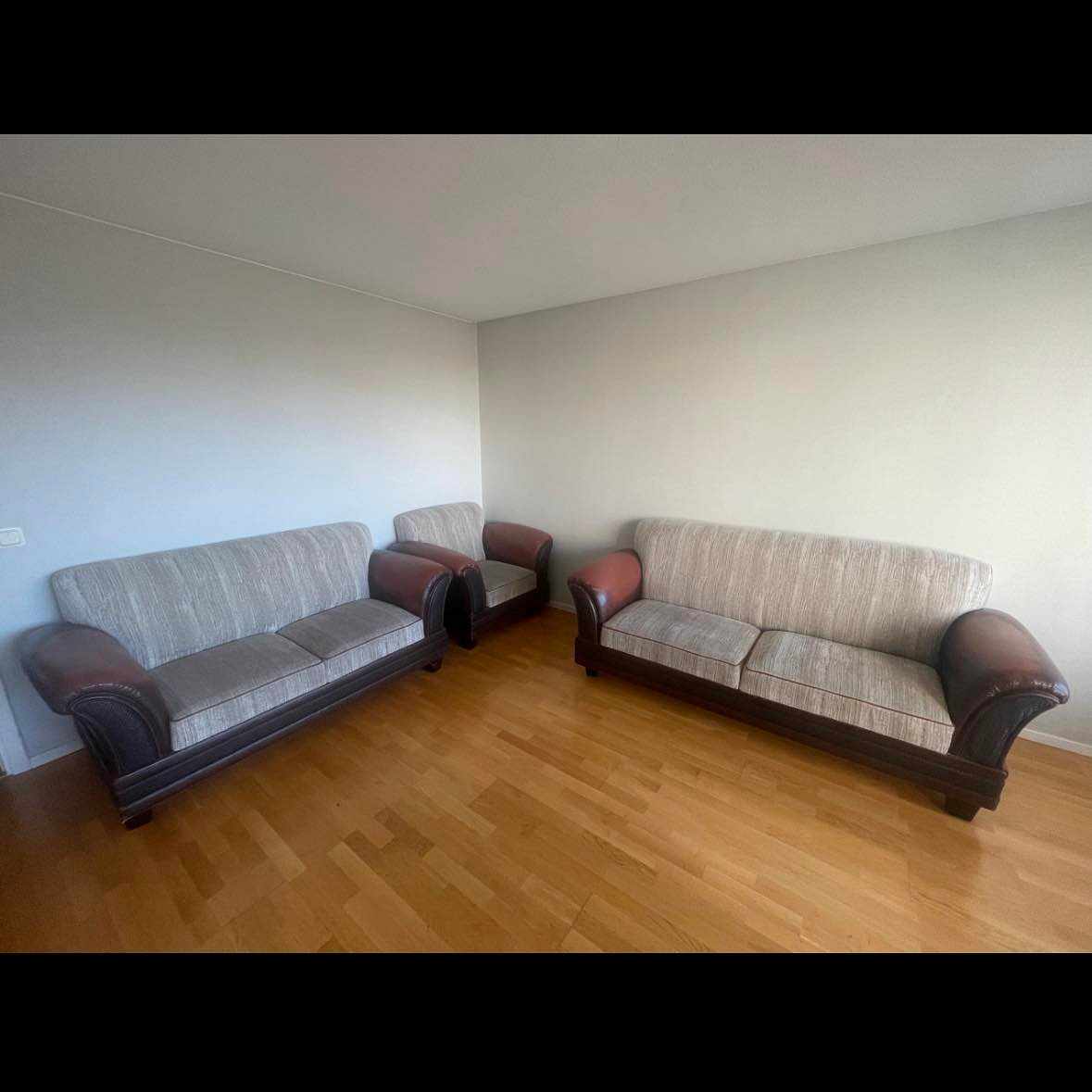image of Three pieces sofa - Järfälla