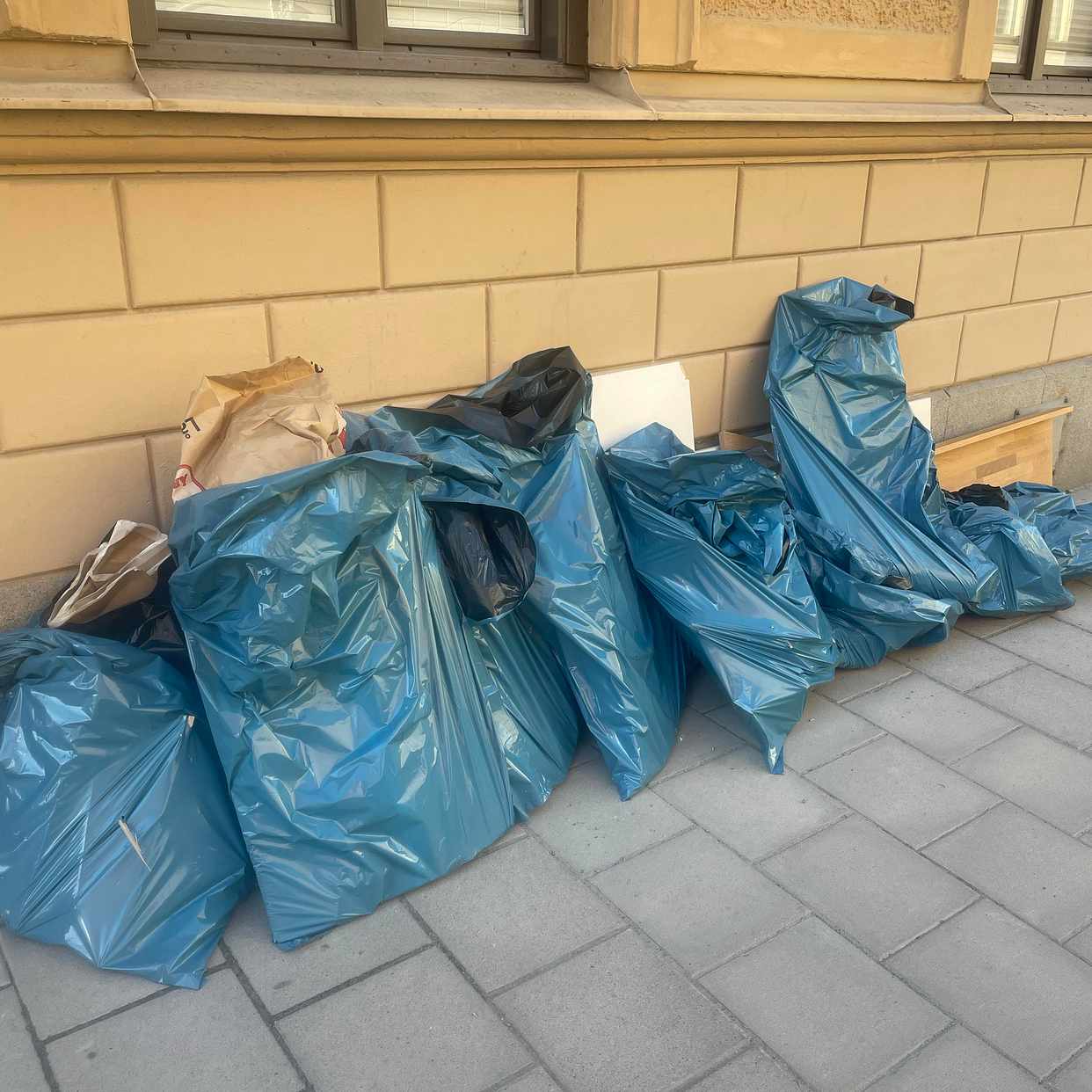 image of Säckar och gammalt kök - Stockholm