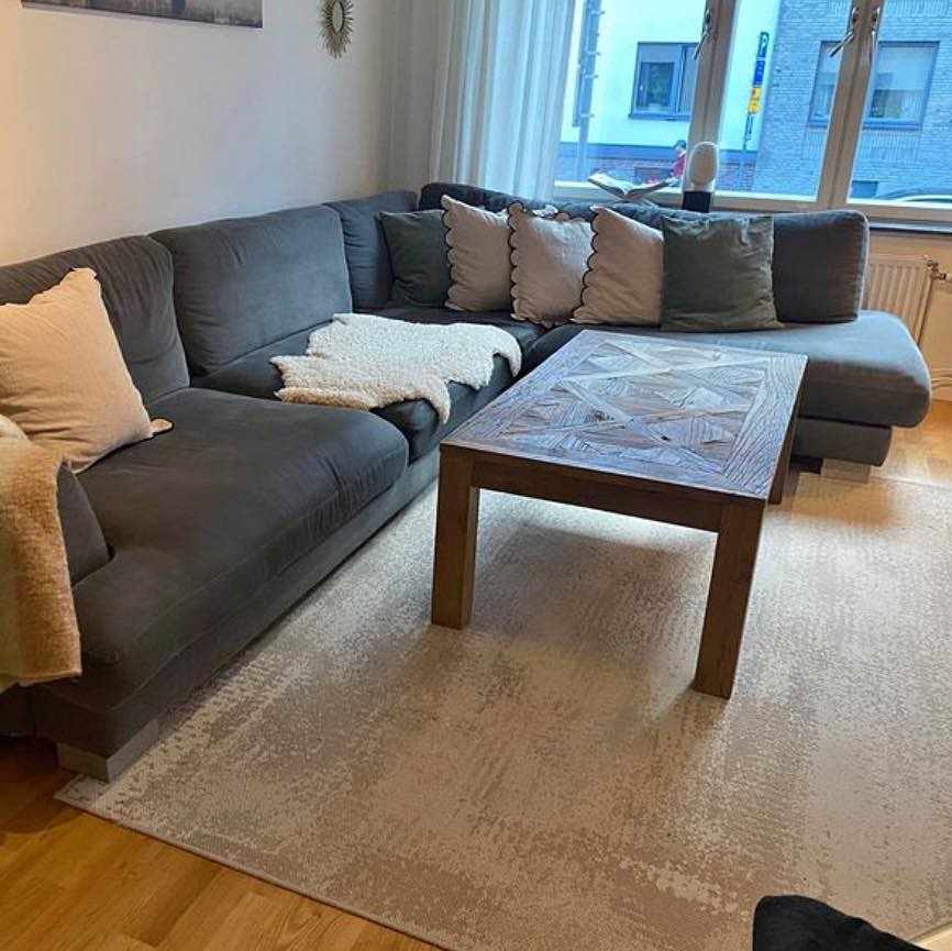 image of Hämta jag flytta en soffa - 