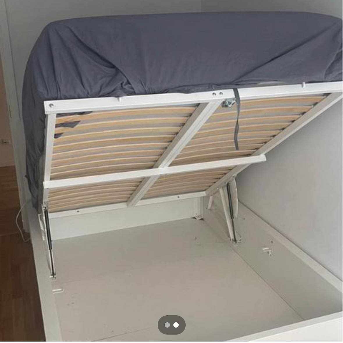 image of Bed - 
