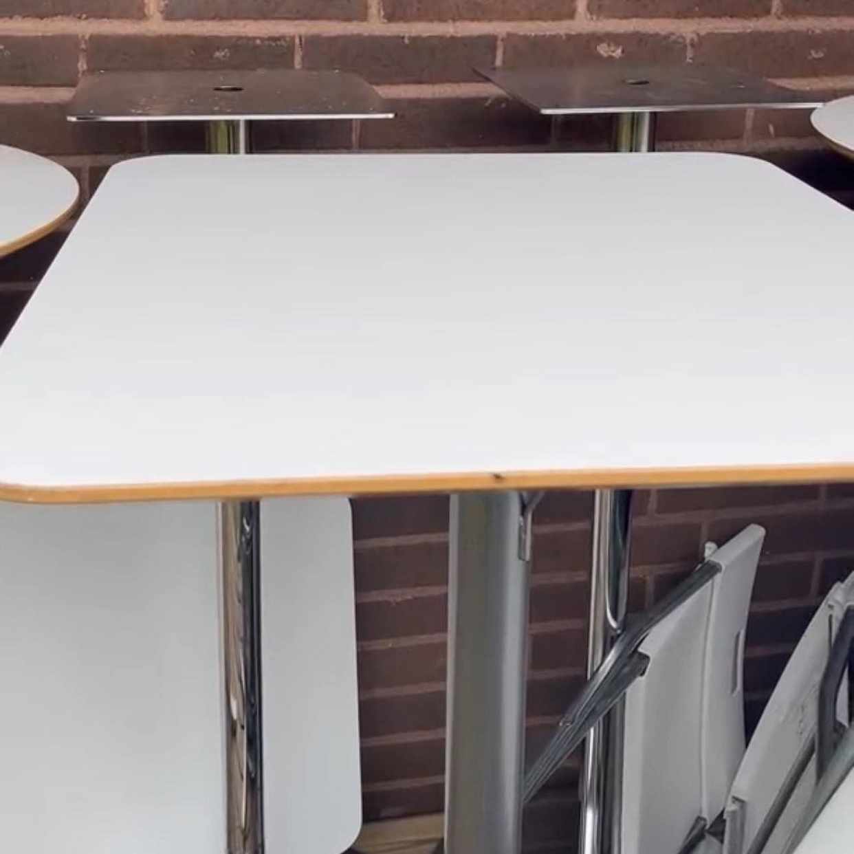 image of Ståbord och klappstolar - 