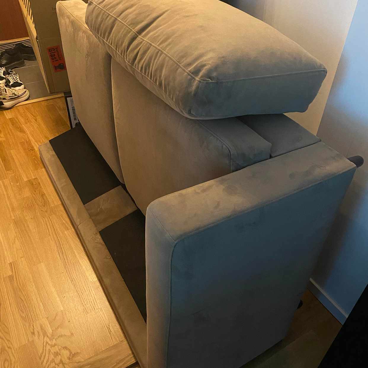 image of Old sofa, table, boxes - Skärholmen