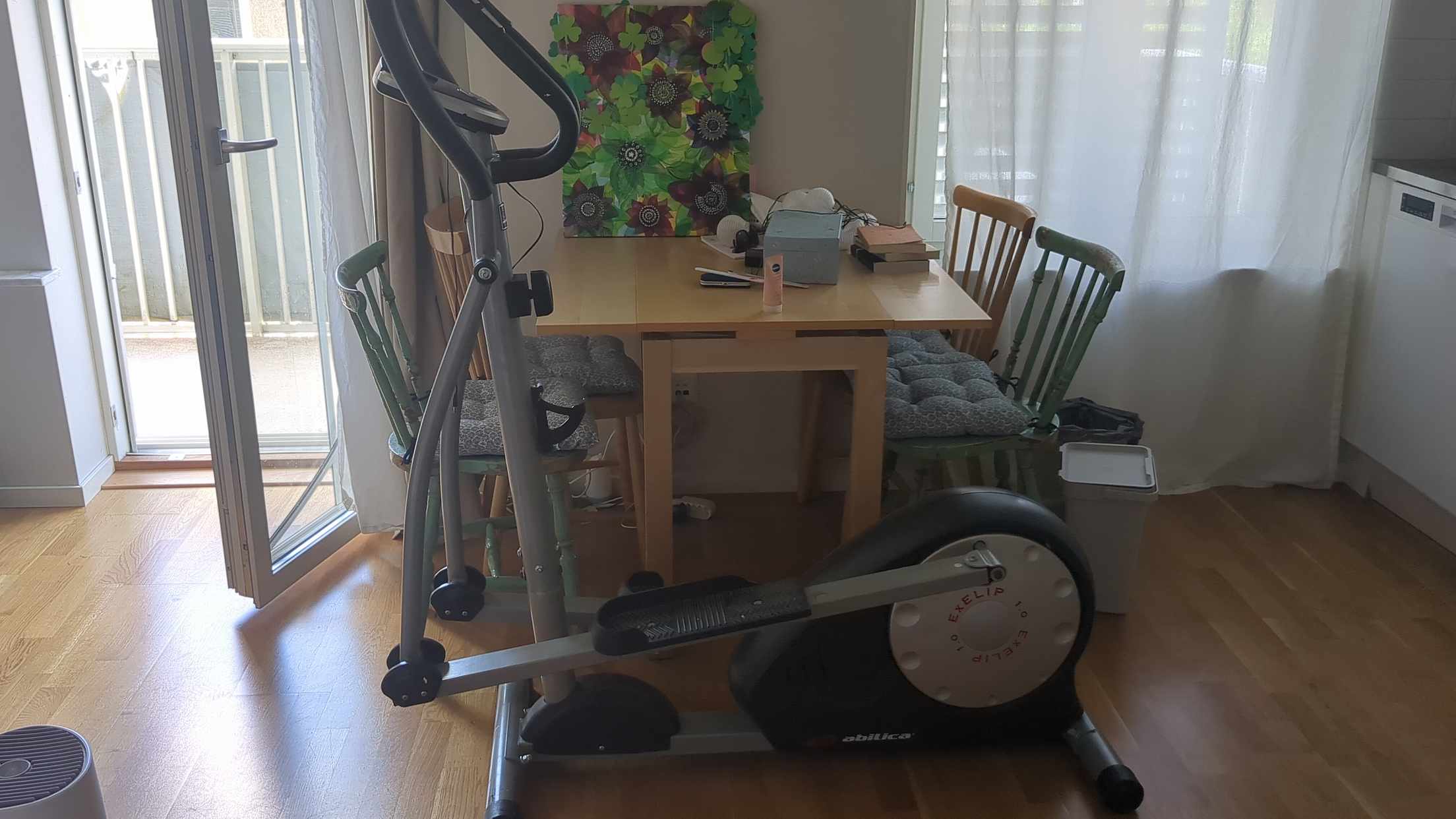 image of Broken elliptical machine - Farsta