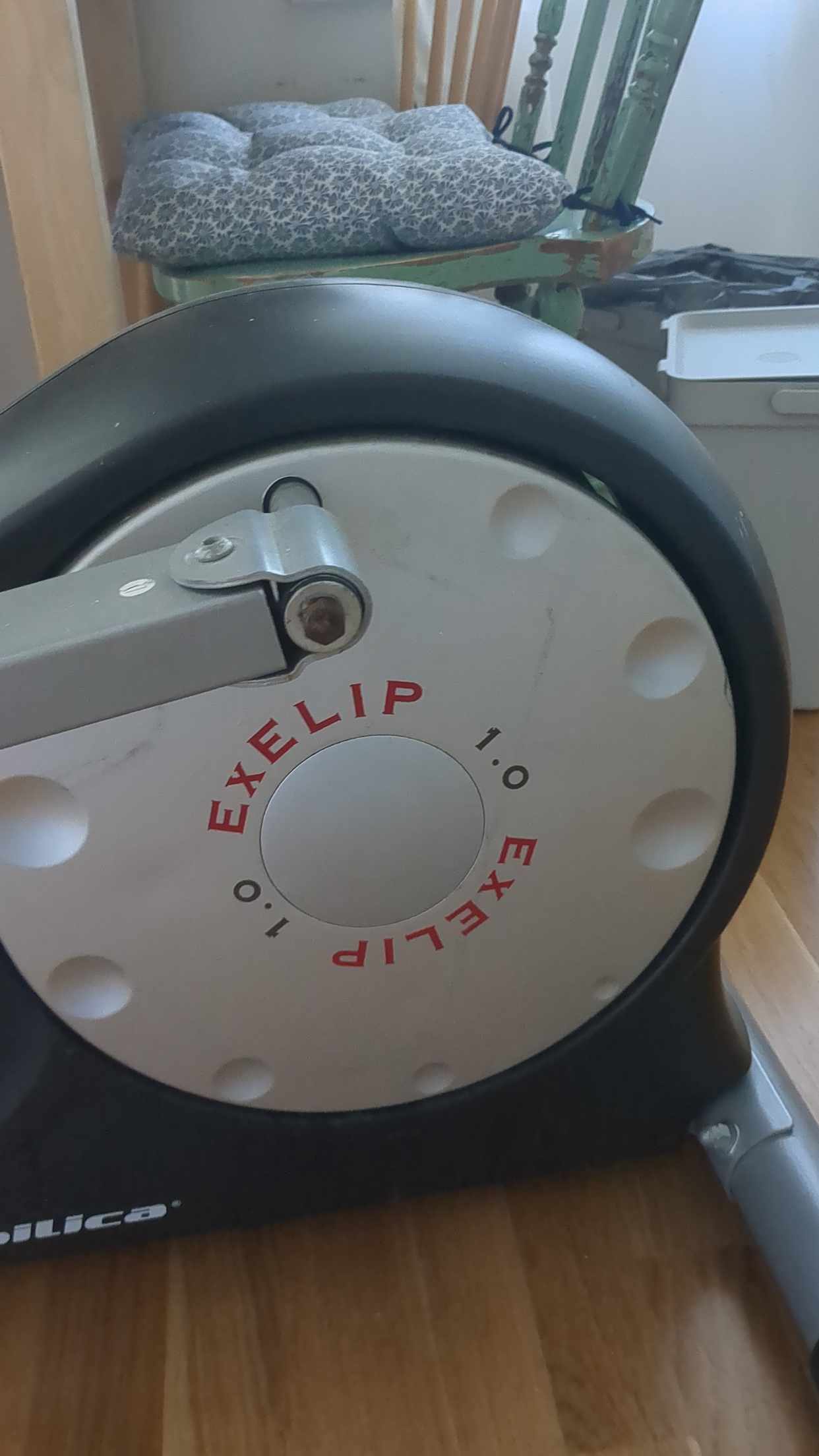 image of Broken elliptical machine - Farsta