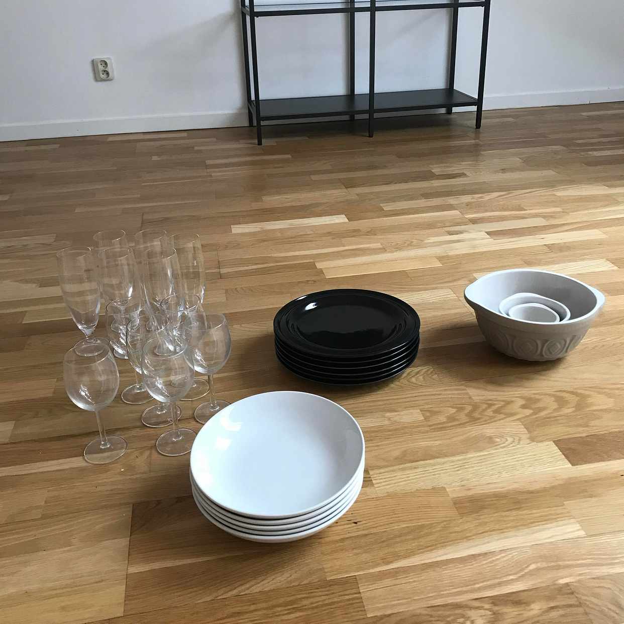 image of Porslin och glas - Sundbyberg