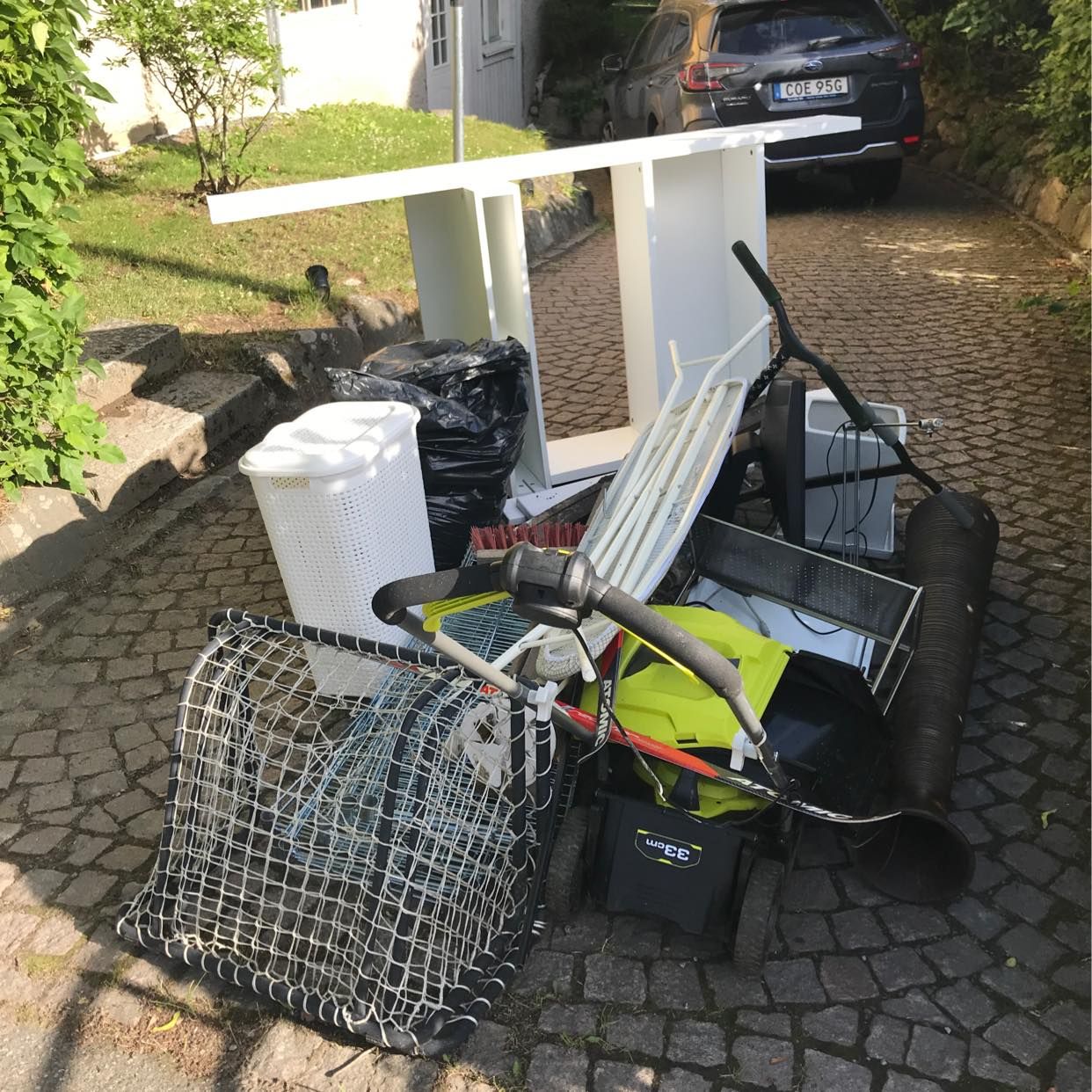 image of Blandat skräp och avfall - Enskede
