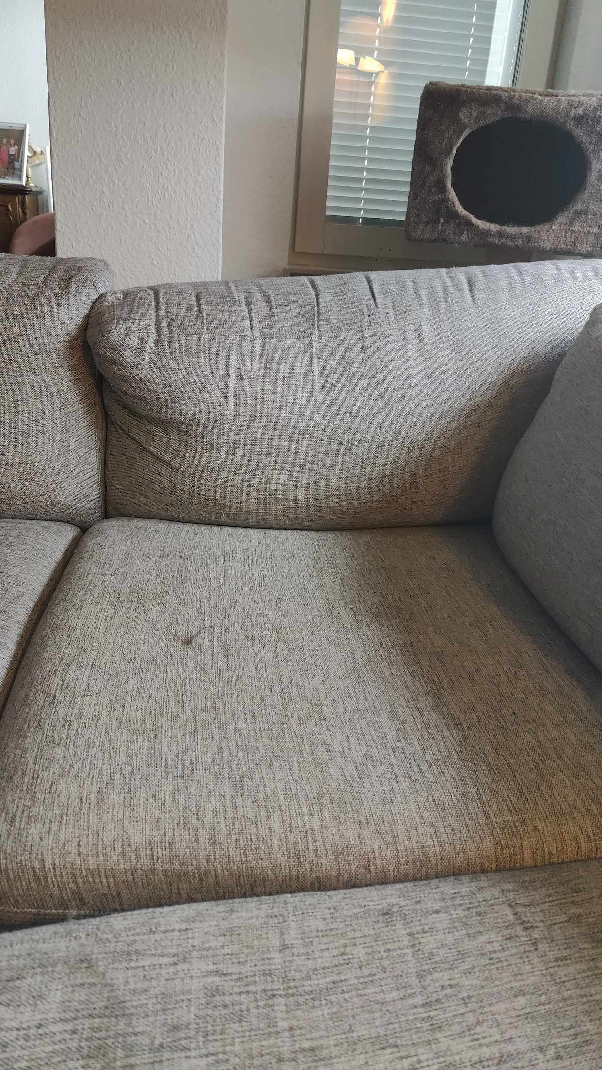 image of Grå soffa med schäslong - Malmö