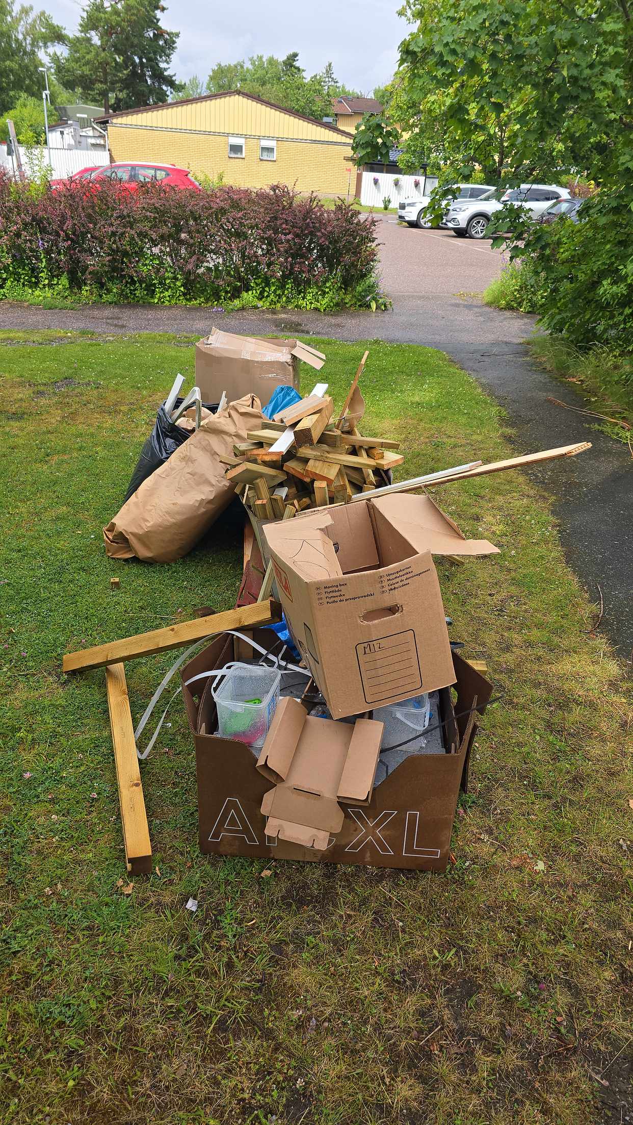 image of Avfall från trall +övrigt - Vallentuna