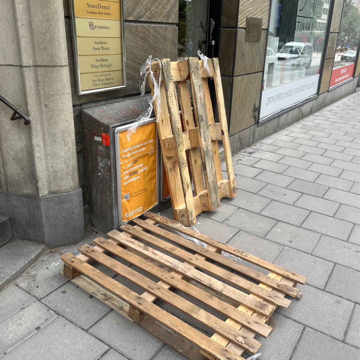image of 10 st lastpallar - Stockholm