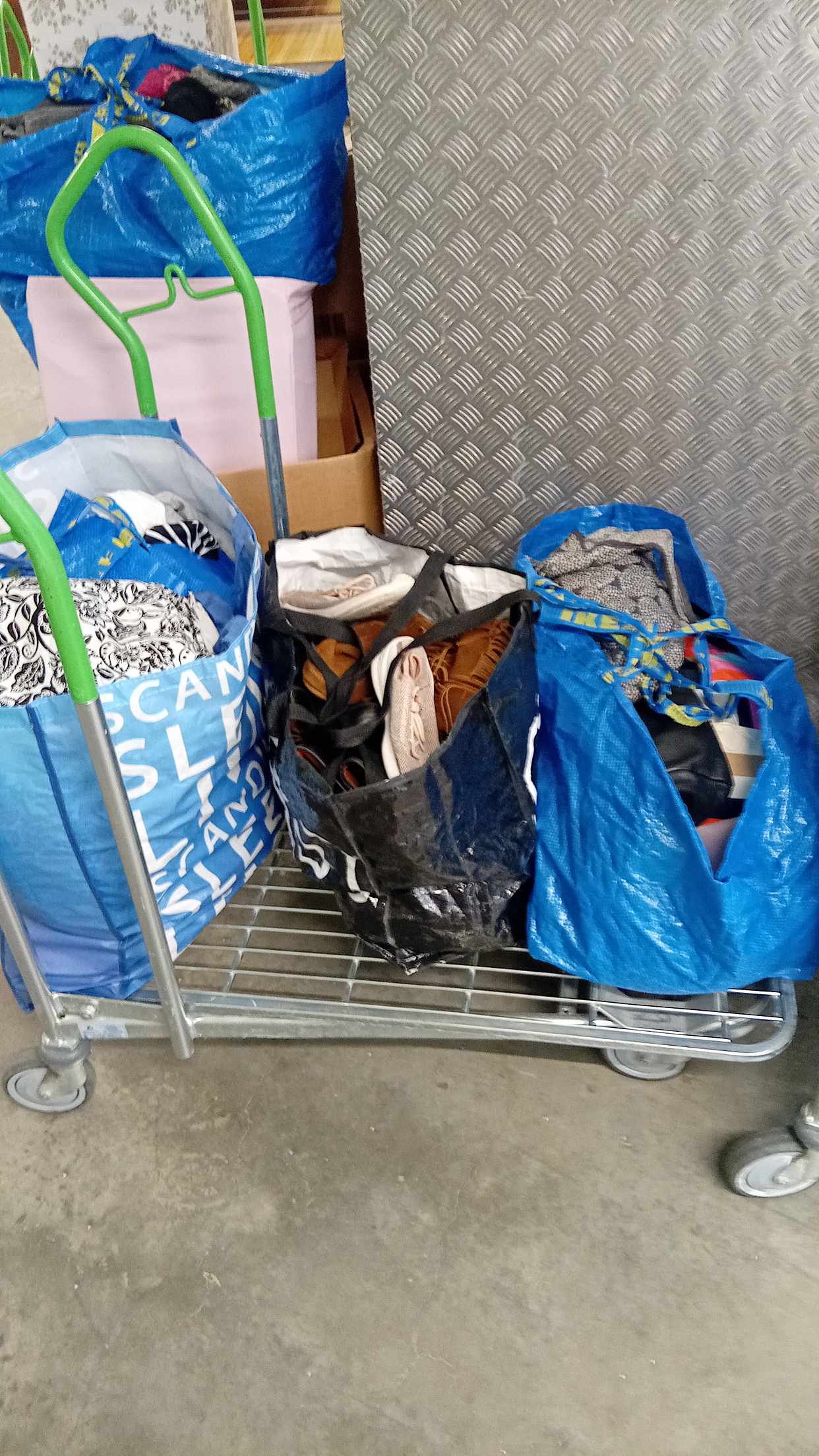 image of Flytt av kartonger - 