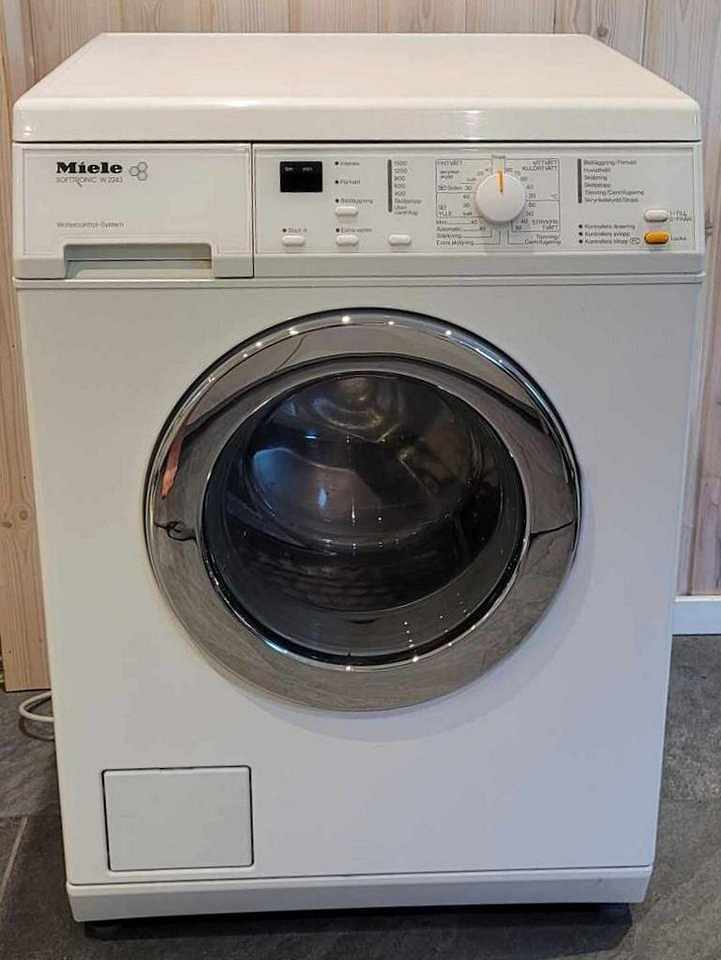 image of Miele Tvättmaskin W 2243 - 