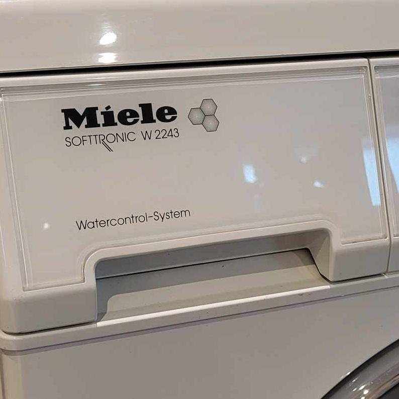 image of Miele Tvättmaskin W 2243 - 