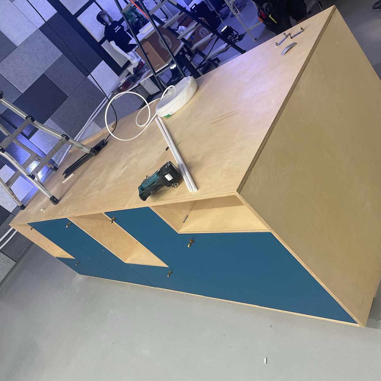 image of Arbetsbänk plywood stor - Stockholm