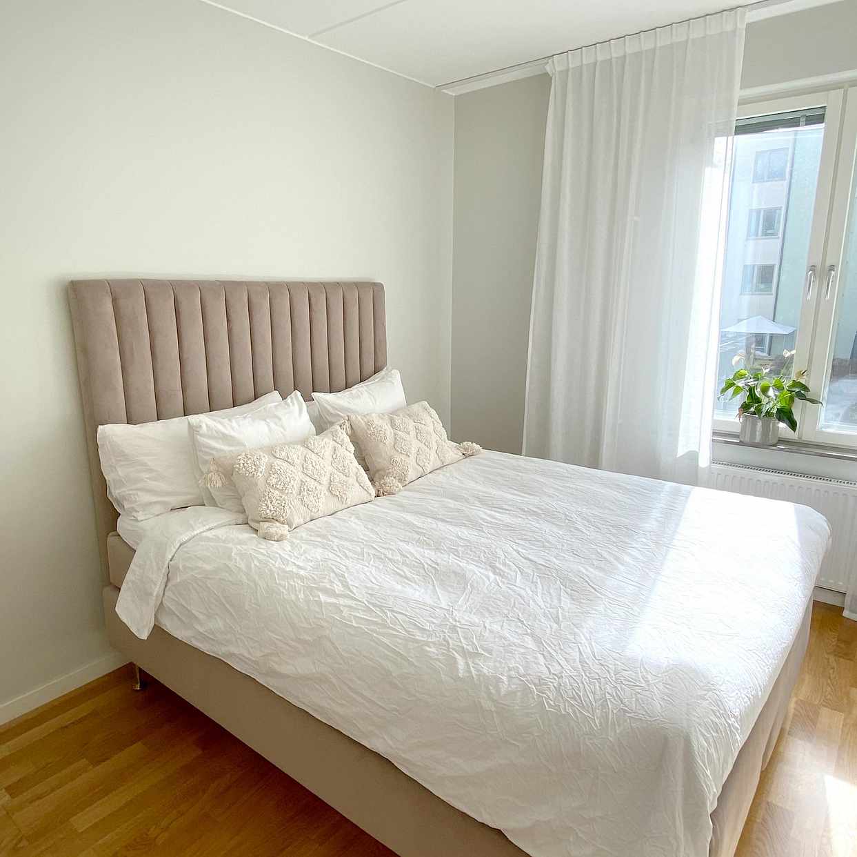 image of Flytta säng - 