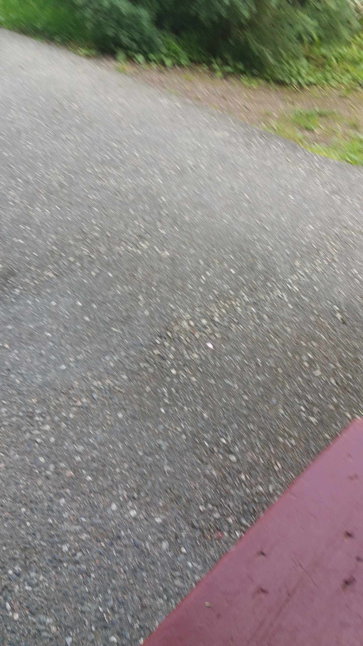 image of Möbler bort sänkes - Södertälje