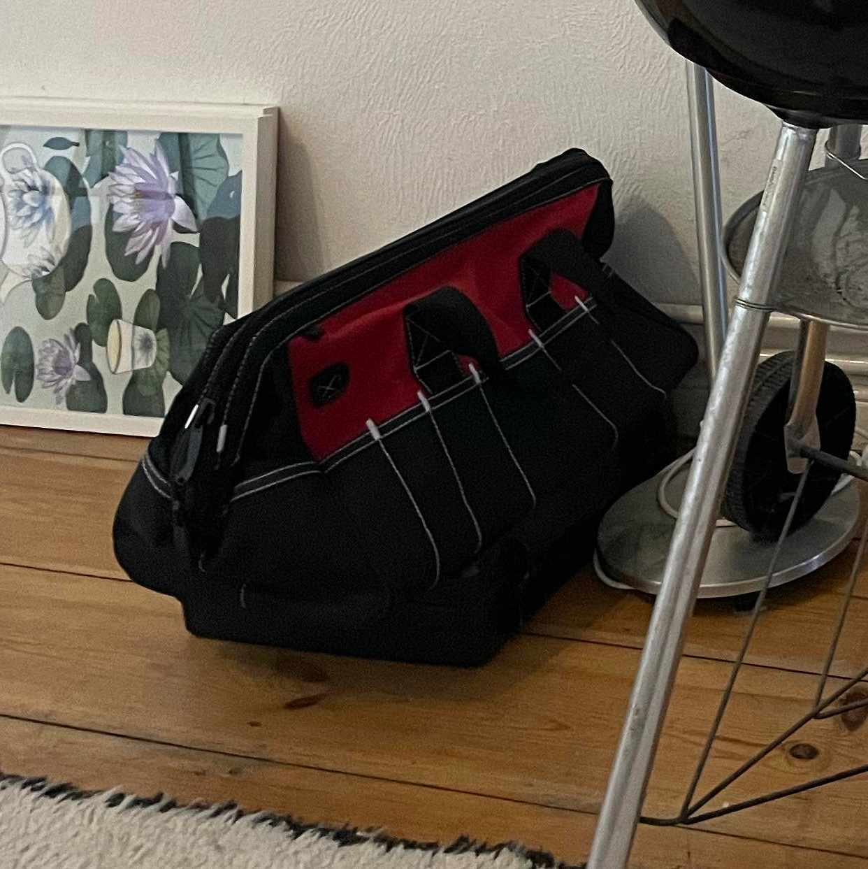 image of Leiter und Tasche - 